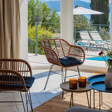 Seahorse Corfu Villa *